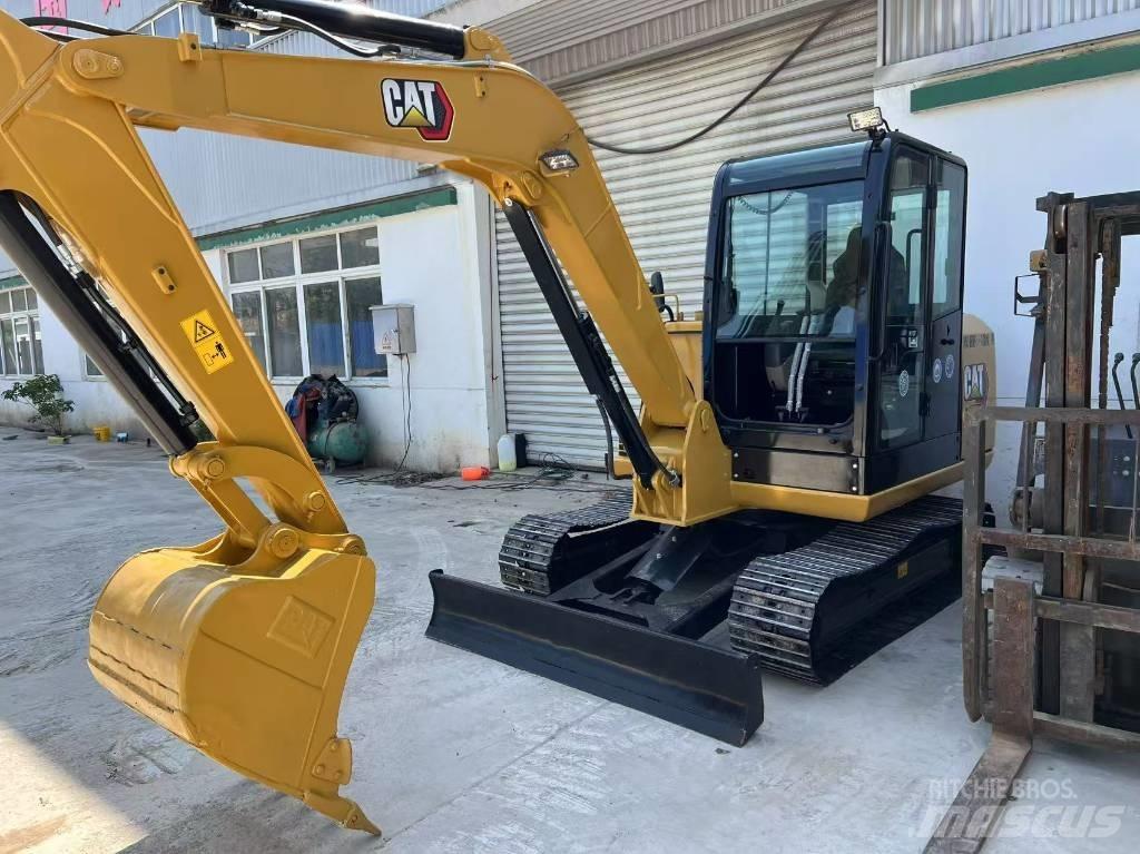 CAT 305.5 소형 굴삭기 7톤 미만
