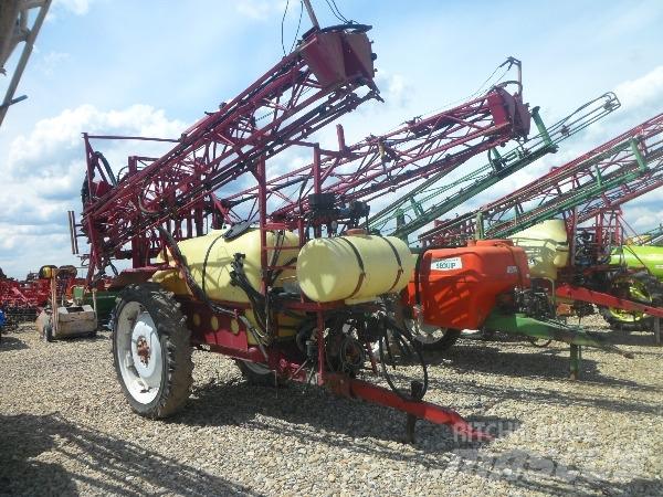 Hardi 2500 스프레이어 퍼틸라이저