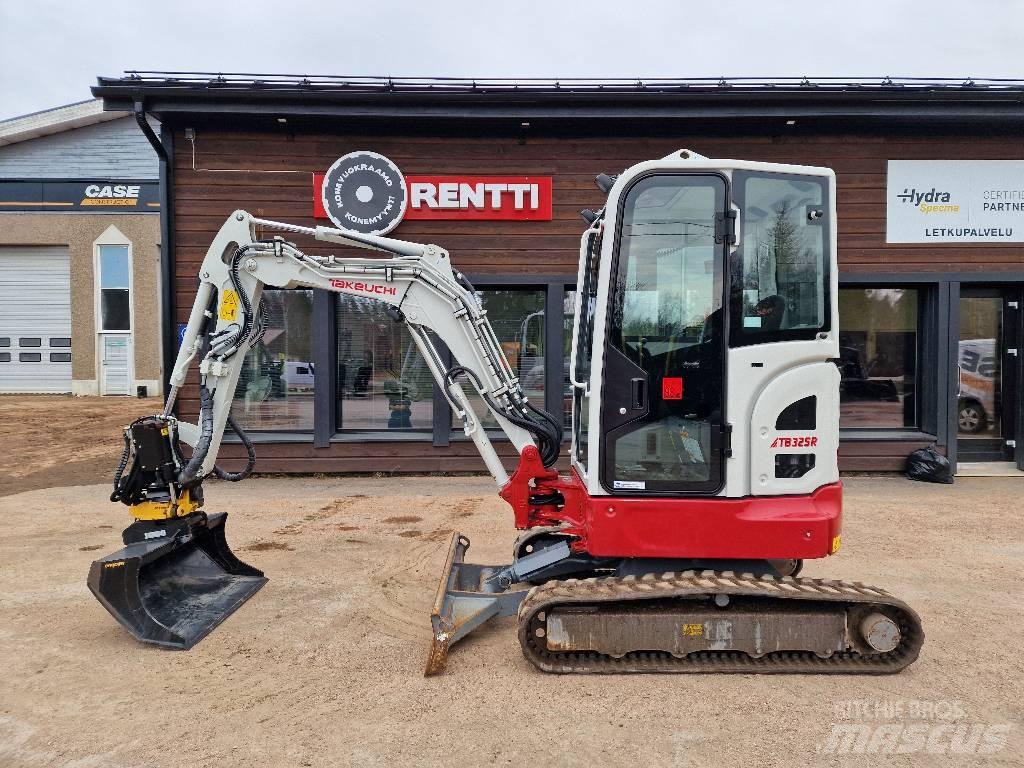 Takeuchi TB 325 R 소형 굴삭기 7톤 미만