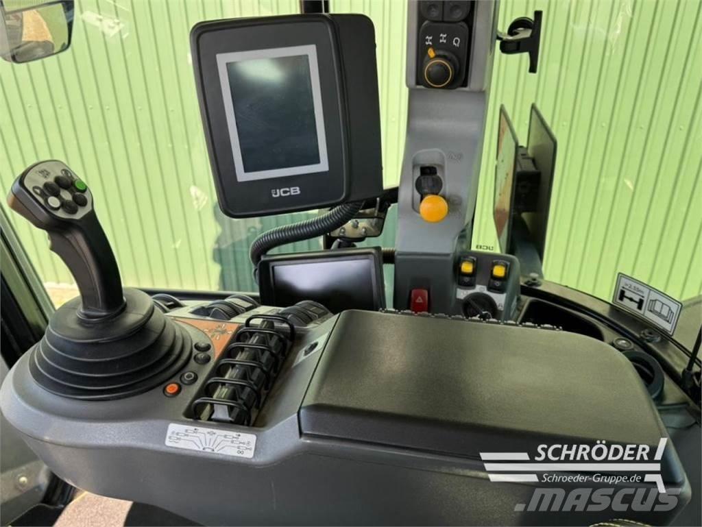 JCB FASTRAC 4220 트랙터