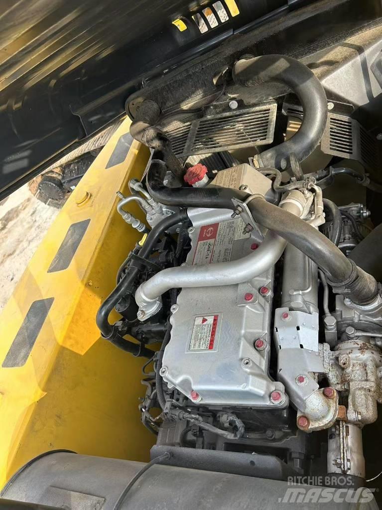 Kobelco SK 200D 대형 굴삭기 29톤 이상