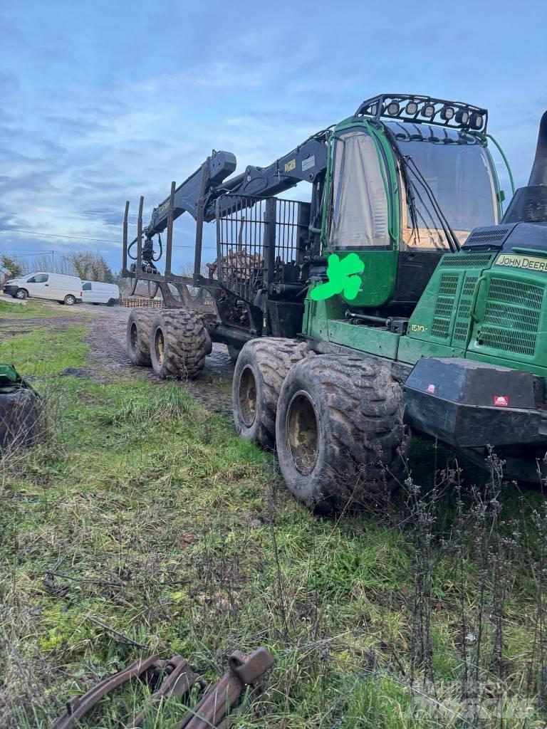 John Deere 1510G 원목 포워더
