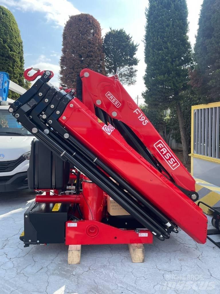 Fassi F195A.1.25 로더 크레인