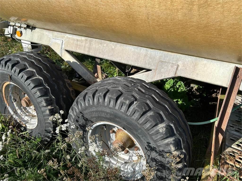 Chemo 310/65 탱커 세미 트레일러