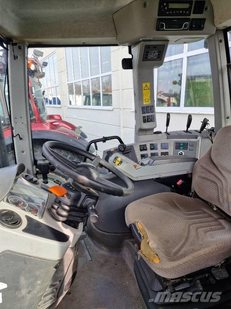 CLAAS Arion 640 트랙터