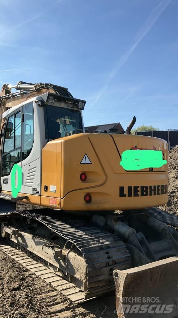 Liebherr R 914 대형 굴삭기 29톤 이상