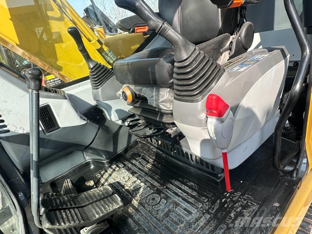 Komatsu PC 110 대형 굴삭기 29톤 이상