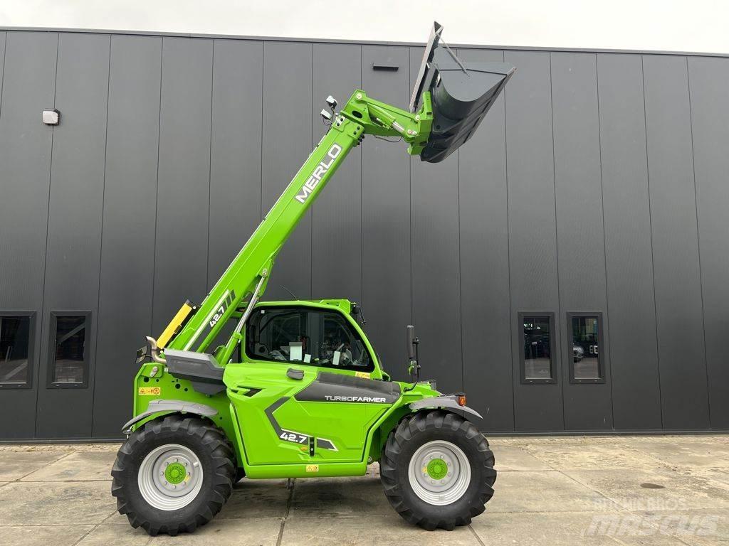 Merlo TF42.7TT-136 텔러 핸들러