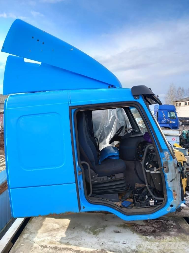 Volvo FM 9.320 캐빈 및 인테리어