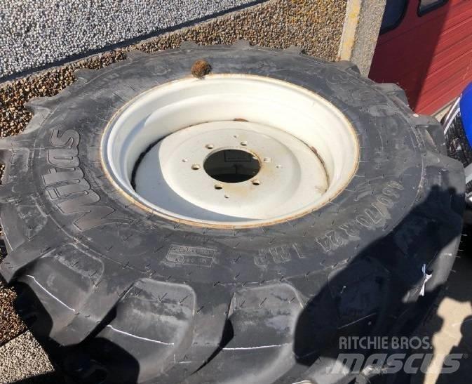Mitas 460/70R24 타이어, 휠 및 림