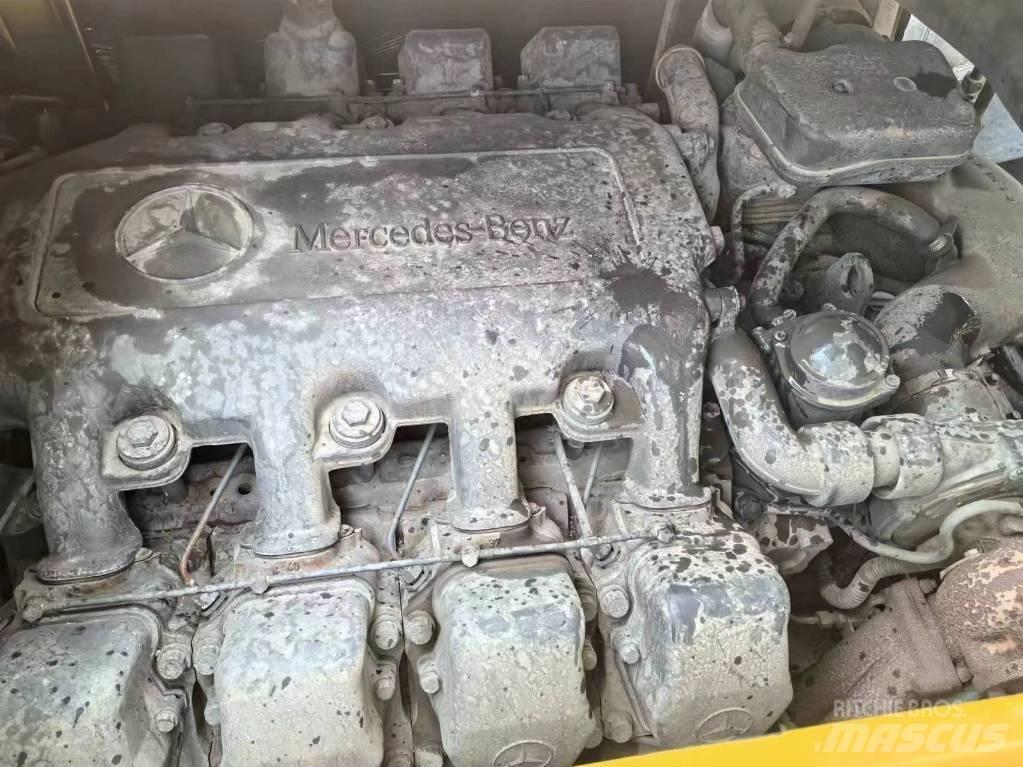 XCMG XCT240 A/T 크레인