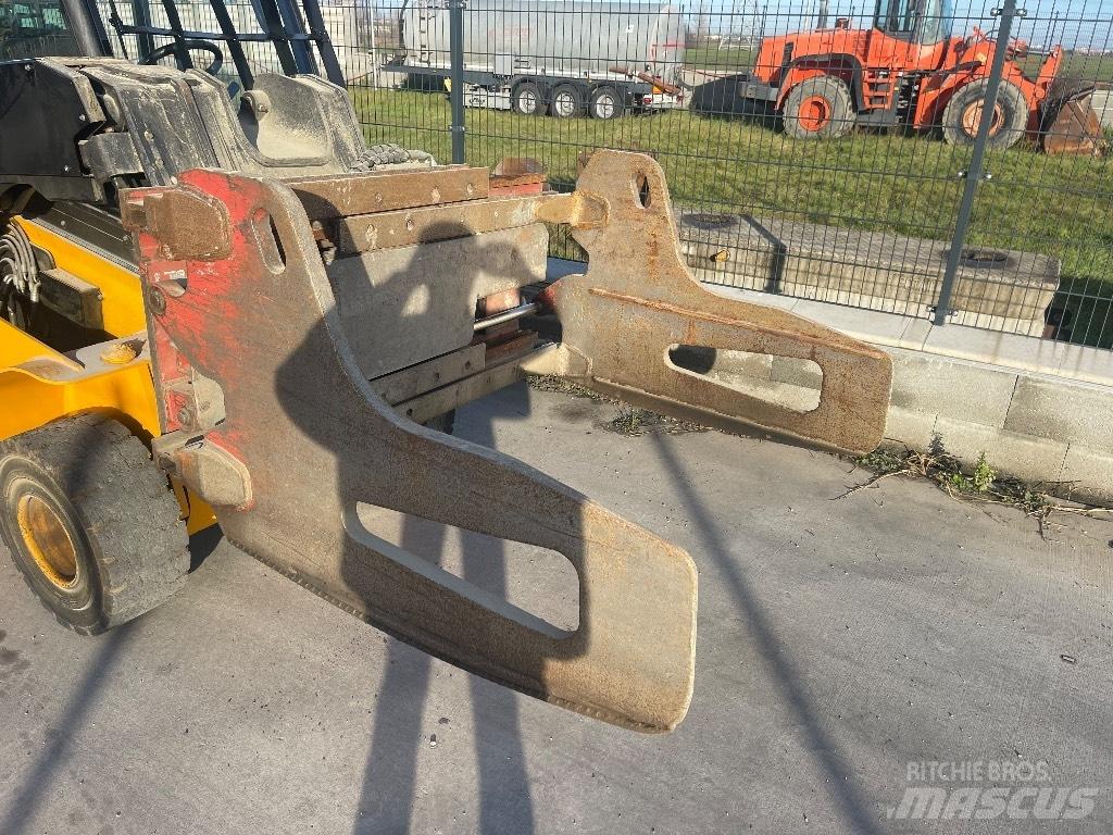 JCB TLT 35 D / 4x4 텔러 핸들러