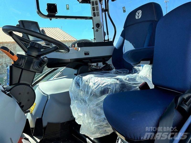 New Holland T 7.210 트랙터