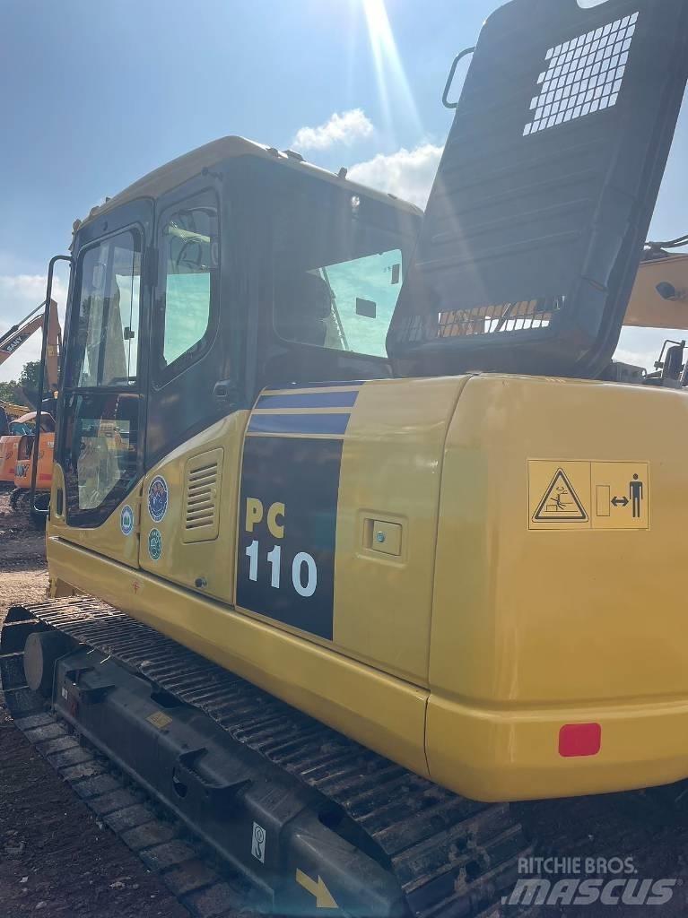 Komatsu PC 110 대형 굴삭기 29톤 이상
