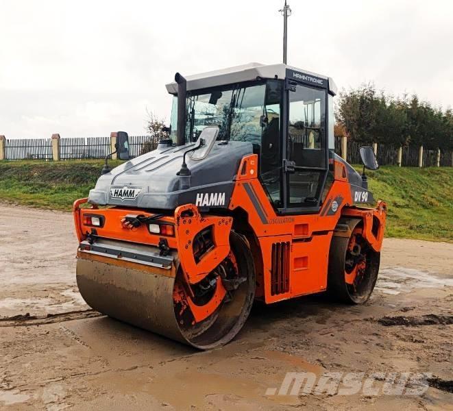 Hamm DV 90 트윈 드럼 롤러