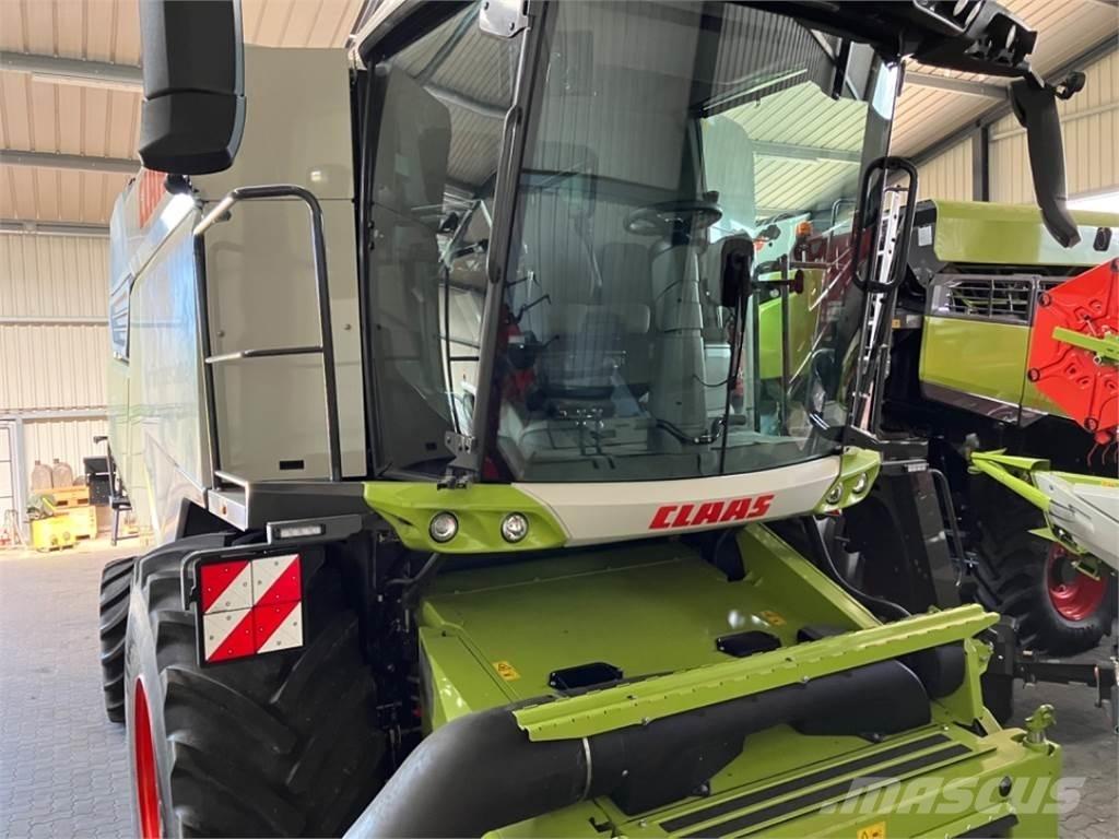 CLAAS TRION 730 콤바인 수확기