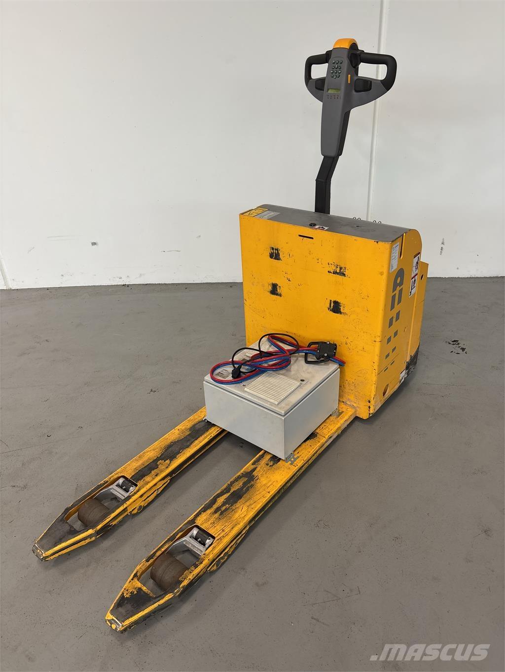 Atlet PLL145 포크리프트