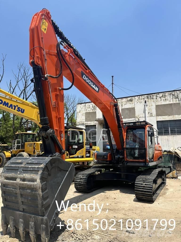 Doosan DX 300 중형굴삭기 7톤-28톤
