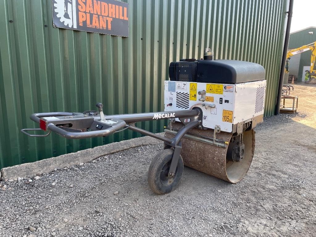 Mecalac MBR 71 싱글 드럼 롤러