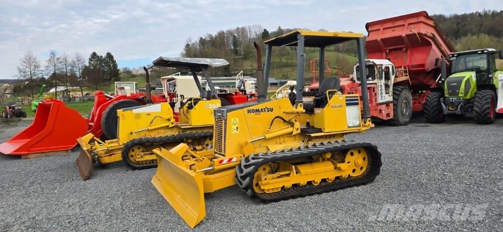 Komatsu D 21 P-8 크롤러 도저