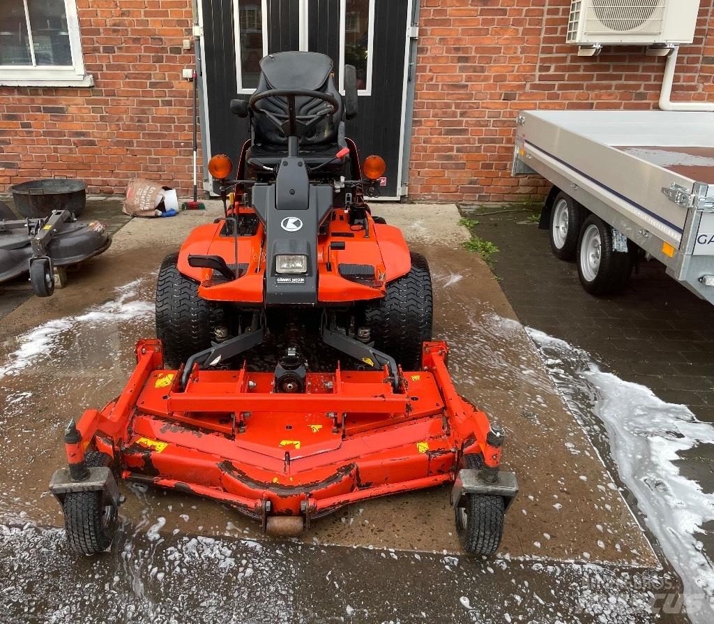 Kubota F 3560 탑승형 잔디깎기