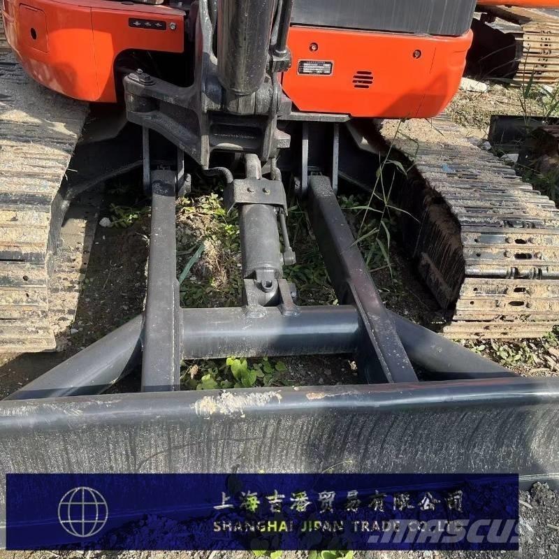 Kubota U 40 소형 굴삭기 7톤 미만
