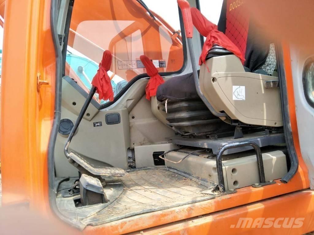 Doosan 225 대형 굴삭기 29톤 이상