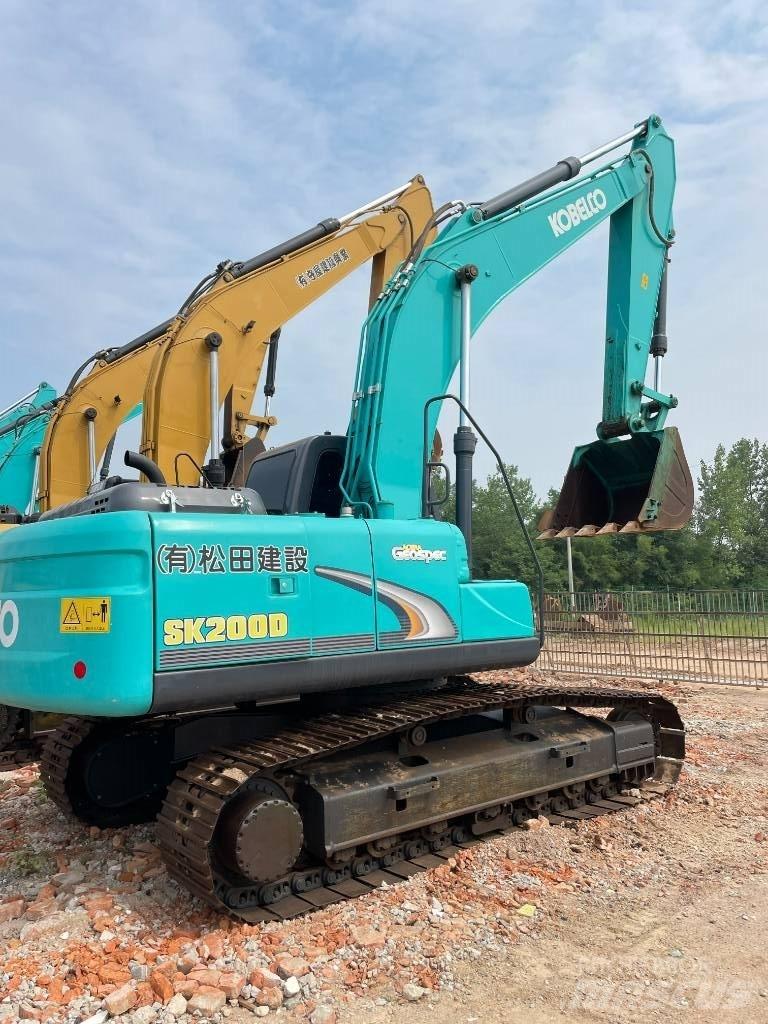 Kobelco 200 대형 굴삭기 29톤 이상