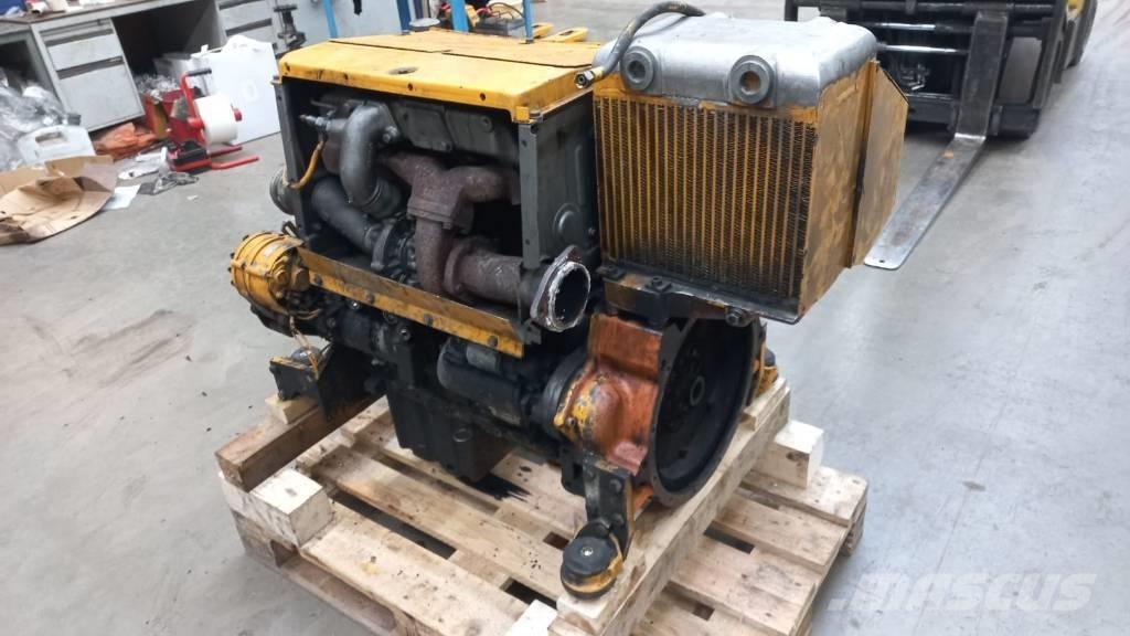 Deutz BF4L913 엔진