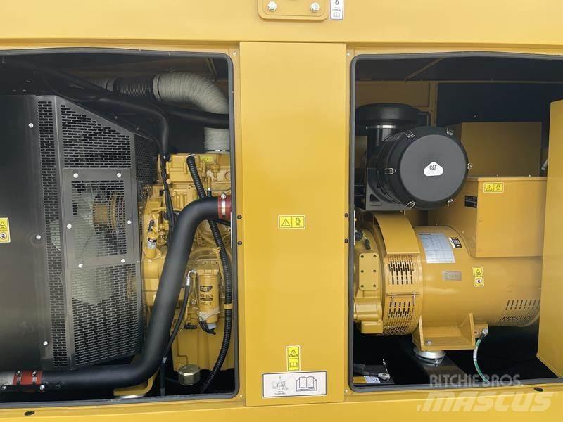 CAT DE 400 E 0 디젤 발전기