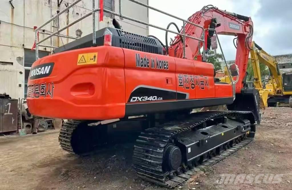 Doosan DX 340 대형 굴삭기 29톤 이상