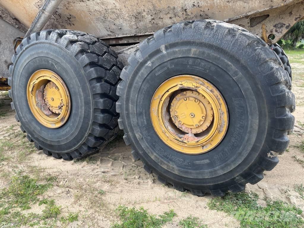 CAT 740 GC 연결식 홀러