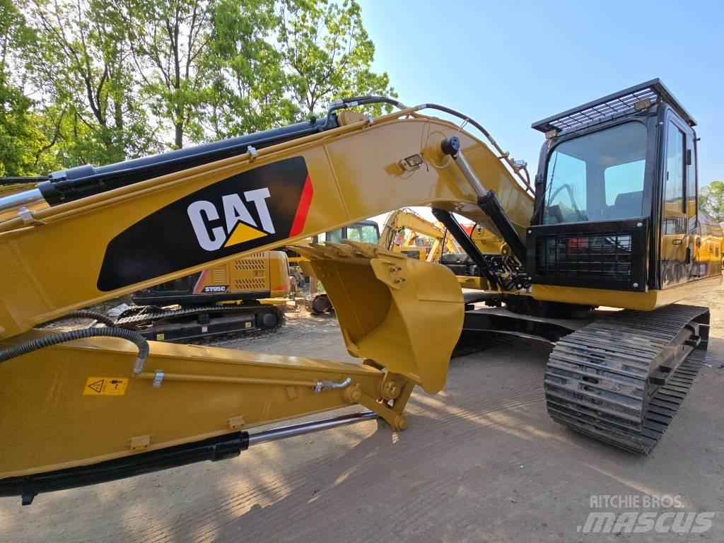CAT 320D2 대형 굴삭기 29톤 이상