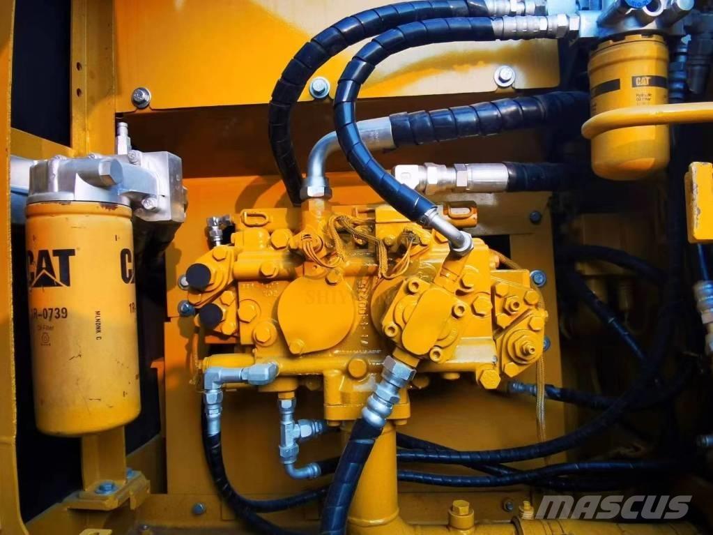 CAT 315D 대형 굴삭기 29톤 이상