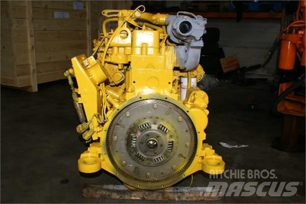 Komatsu SA4D102E 엔진