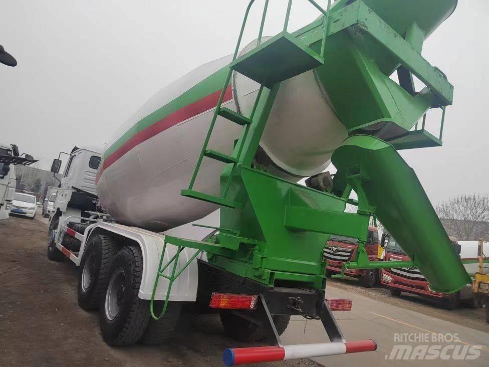 Shacman F3000 6X4 콘크리트 믹서트럭