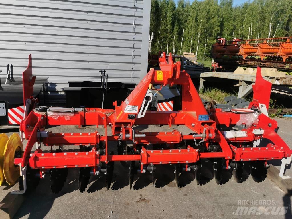 Pöttinger FOX300D 줄뿌림 작물 경운기