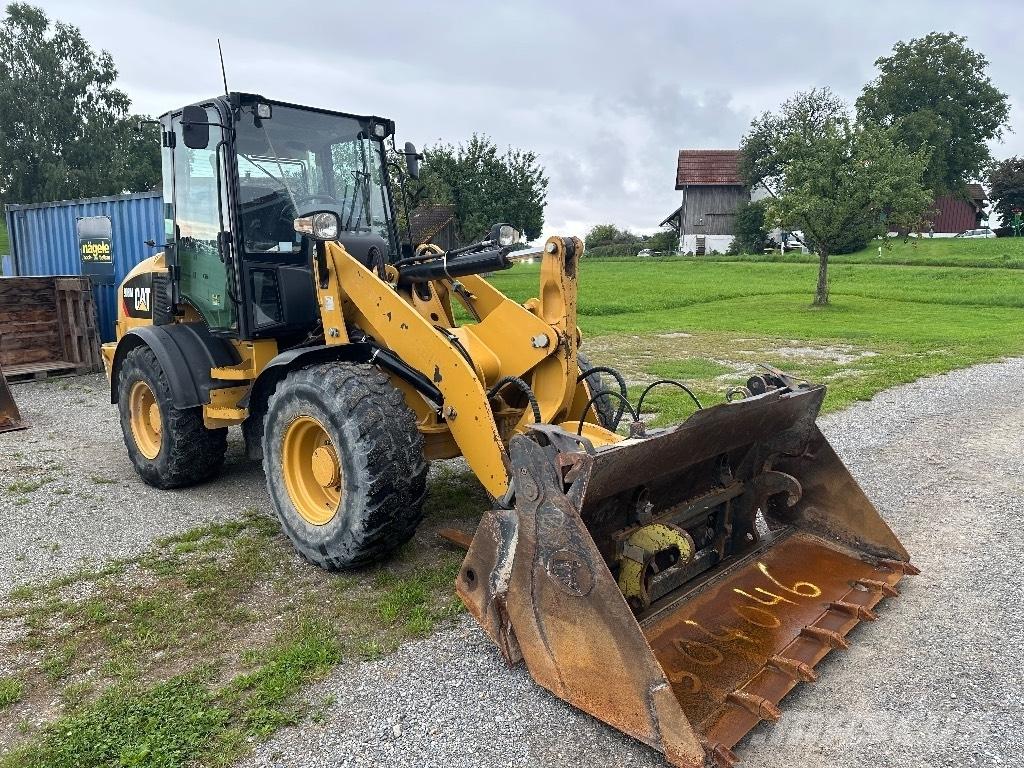 CAT 908M Radlader  휠로우더