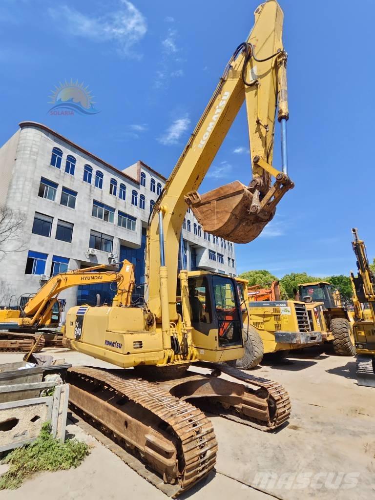 Komatsu PC 240 -7 대형 굴삭기 29톤 이상