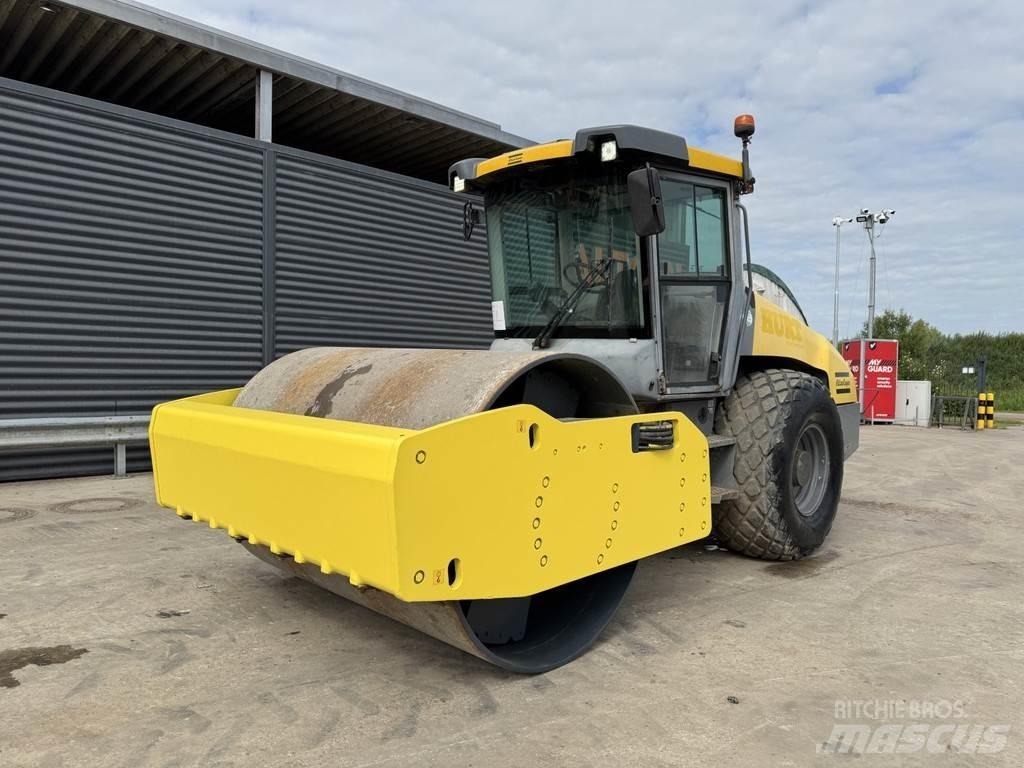 Dynapac CA3500D 싱글 드럼 롤러