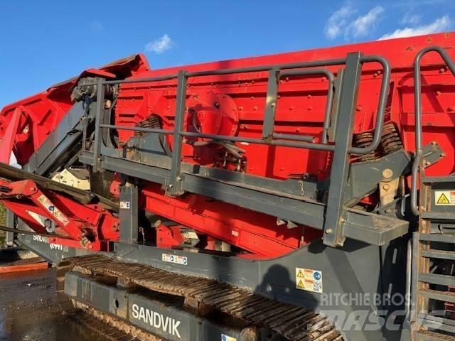 Sandvik QE 441 이동식 선별기