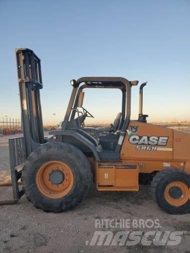 CASE 586H 험지용 트럭