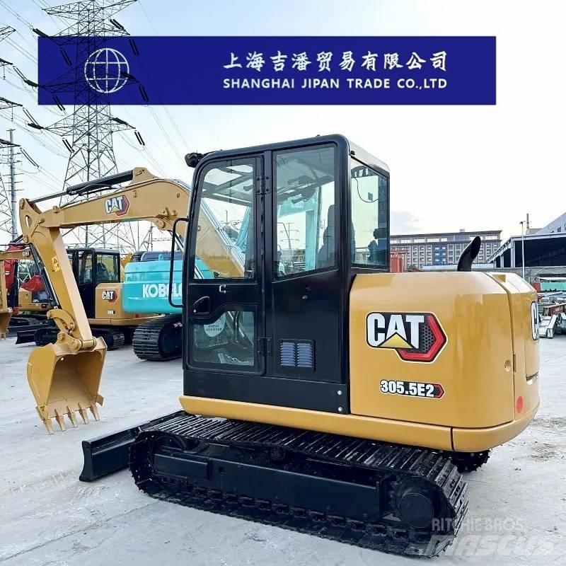 CAT 305.5 E 소형 굴삭기 7톤 미만