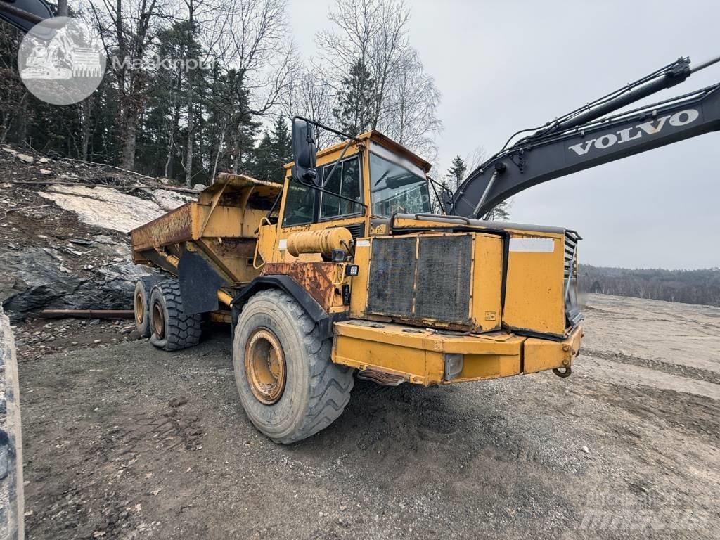 Volvo A 25 C 연결식 홀러