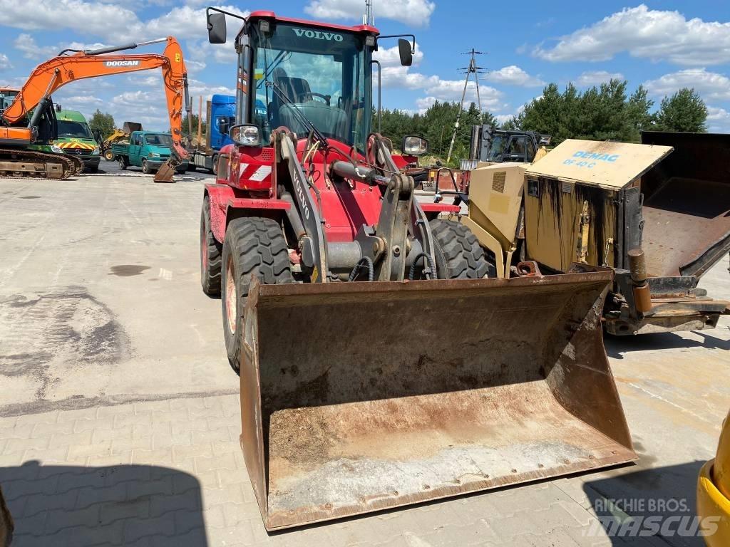 Volvo L 30 G  휠로우더