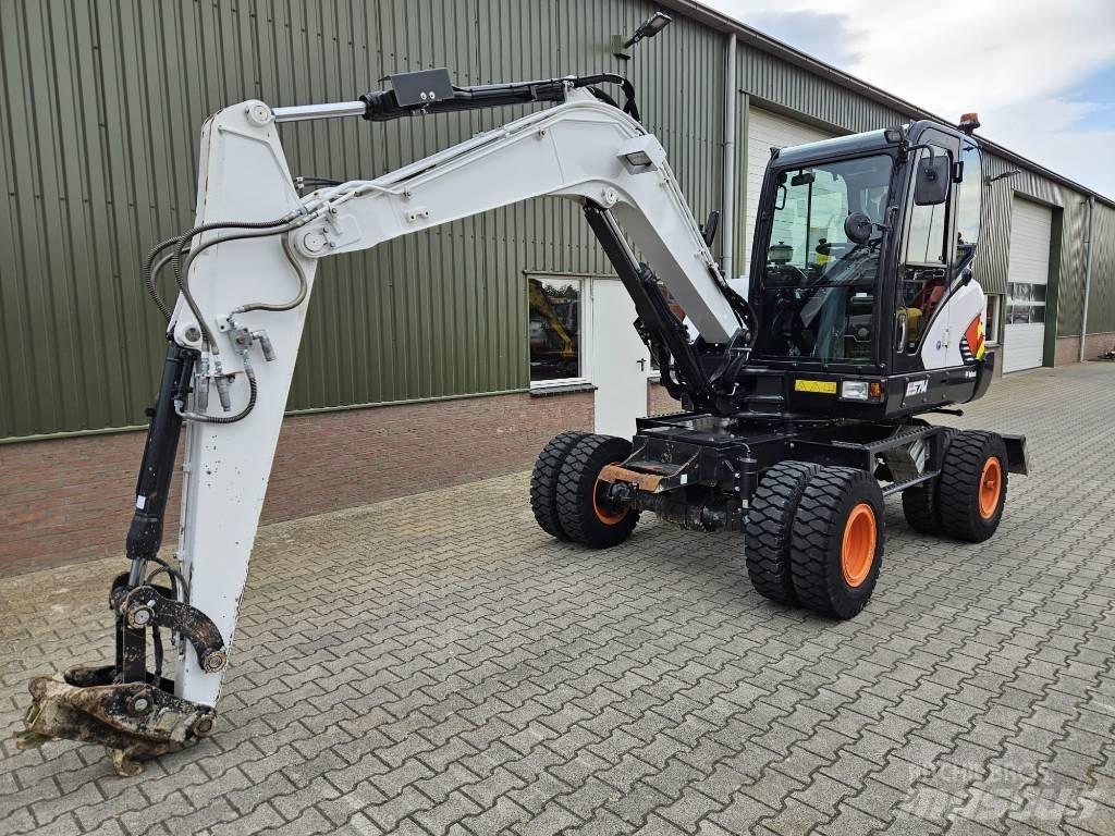 Bobcat E57W  휠 굴삭기