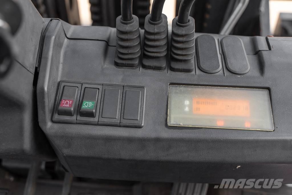 Manitou MI 35 D 디젤 지게차