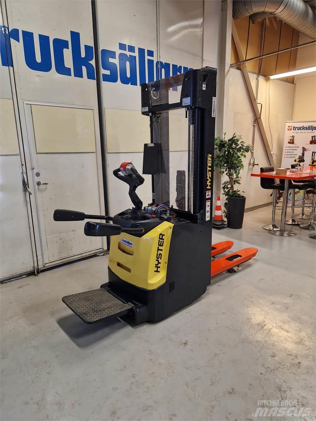 Hyster S1.4S IL 포크리프트