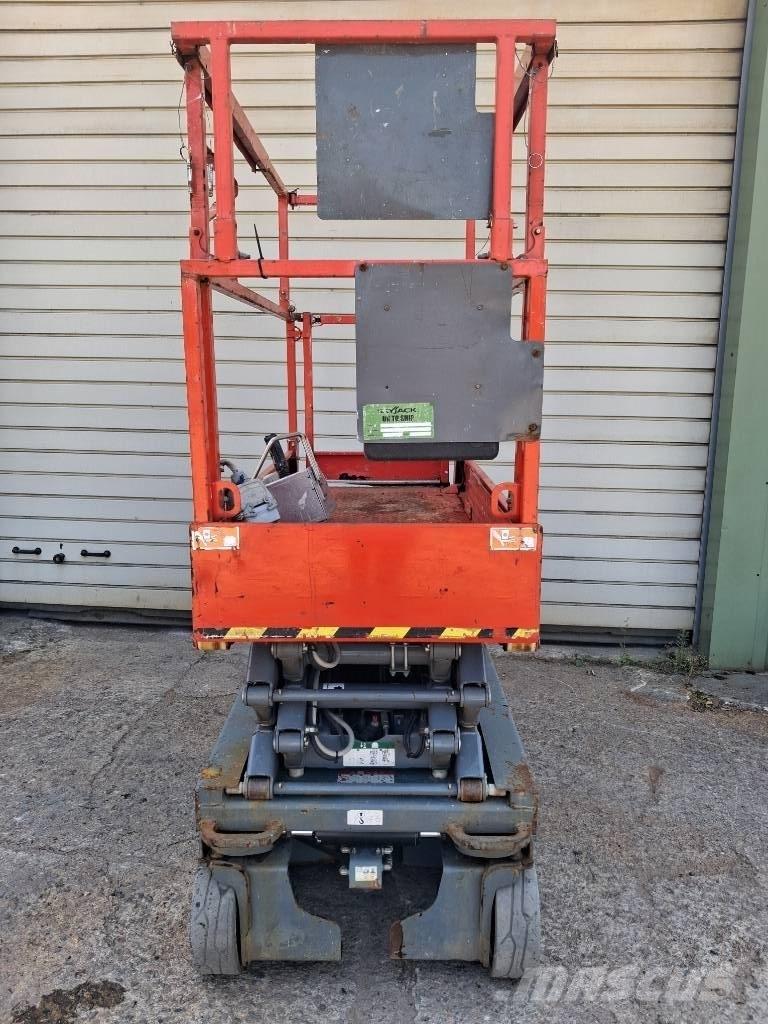 SkyJack SJ III 3219 가위형 리프트