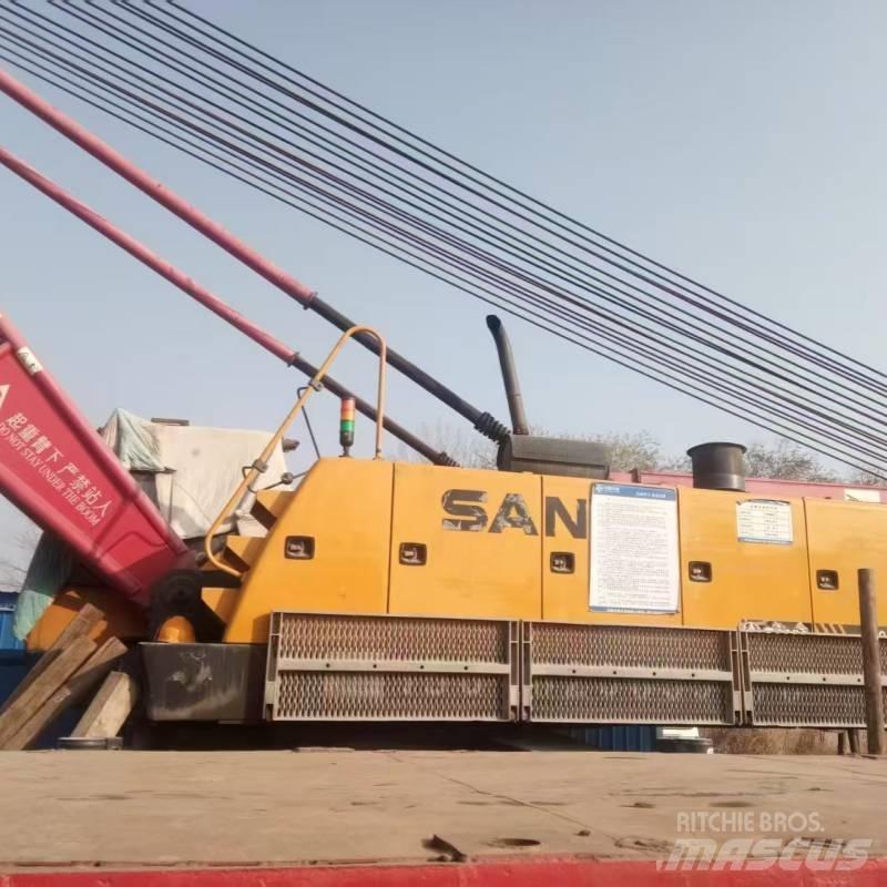 Sany SCC 1000 트랙 크레인